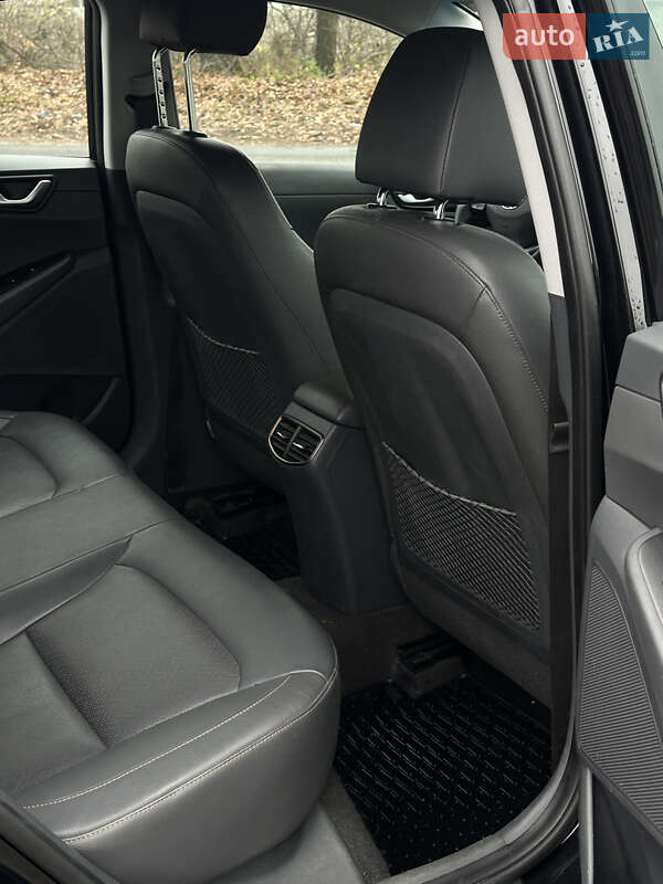 Хетчбек Hyundai Ioniq 2018 в Черкасах