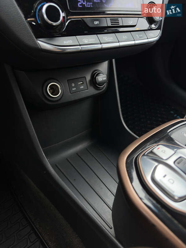 Хетчбек Hyundai Ioniq 2018 в Черкасах