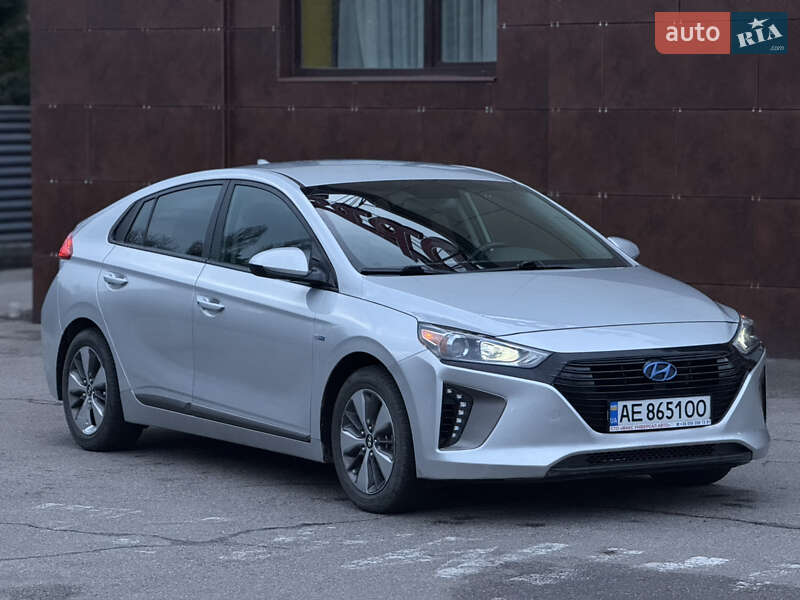 Хэтчбек Hyundai Ioniq 2019 в Днепре