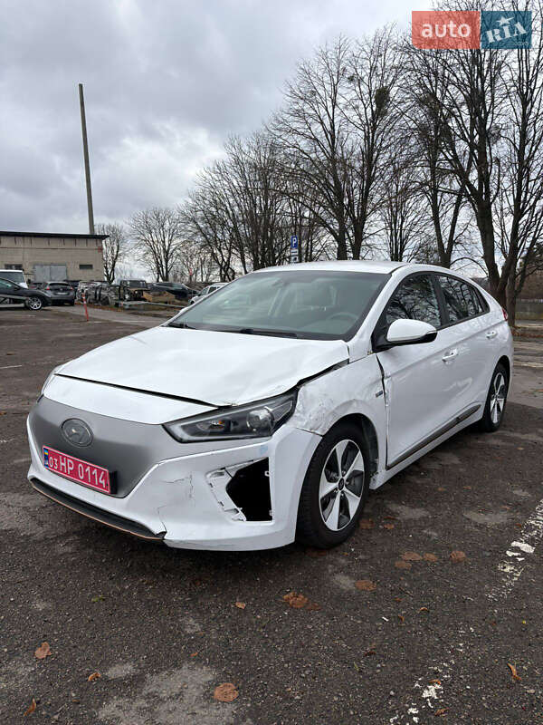 Хэтчбек Hyundai Ioniq 2018 в Ровно