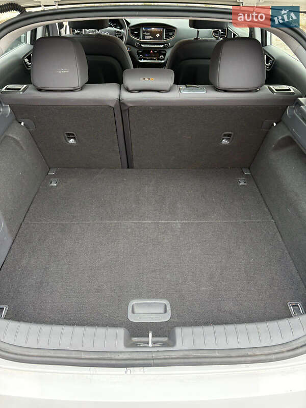Хэтчбек Hyundai Ioniq 2018 в Ровно