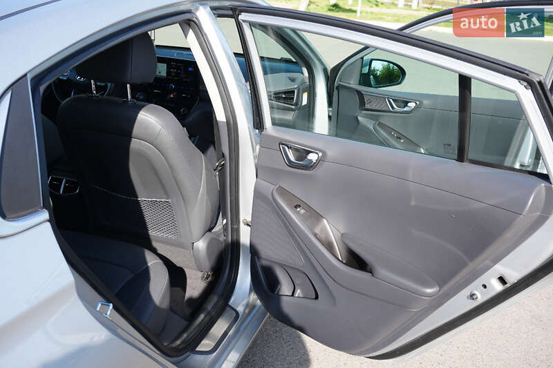 Ліфтбек Hyundai Ioniq 2020 в Бучі