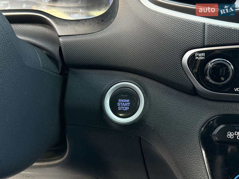 Хэтчбек Hyundai Ioniq 2017 в Одессе