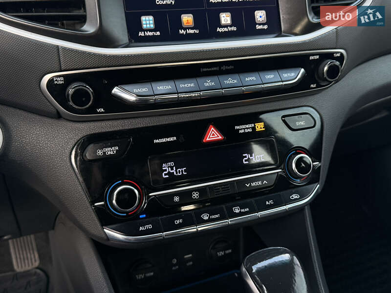 Хэтчбек Hyundai Ioniq 2017 в Одессе