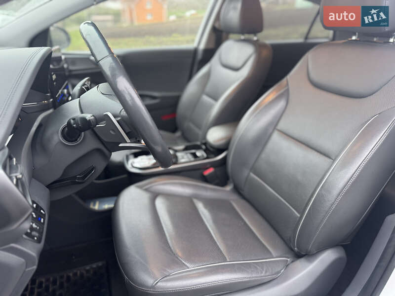 Ліфтбек Hyundai Ioniq 2020 в Рівному фото 10 Ліфтбек Hyundai Ioniq 2020 в Рівному