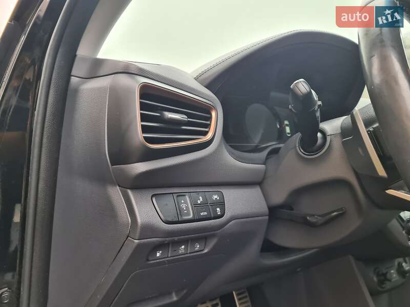 Лифтбек Hyundai Ioniq 2019 в Виннице