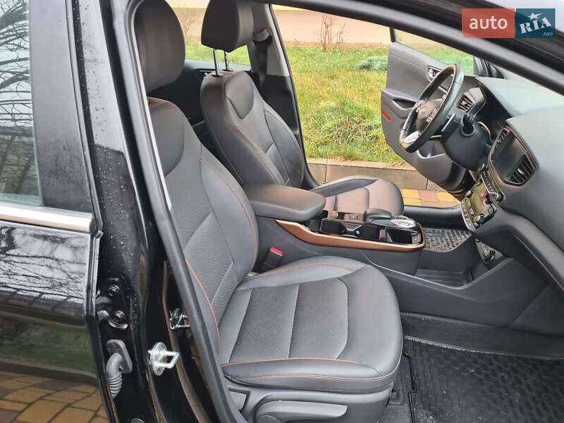 Лифтбек Hyundai Ioniq 2019 в Виннице