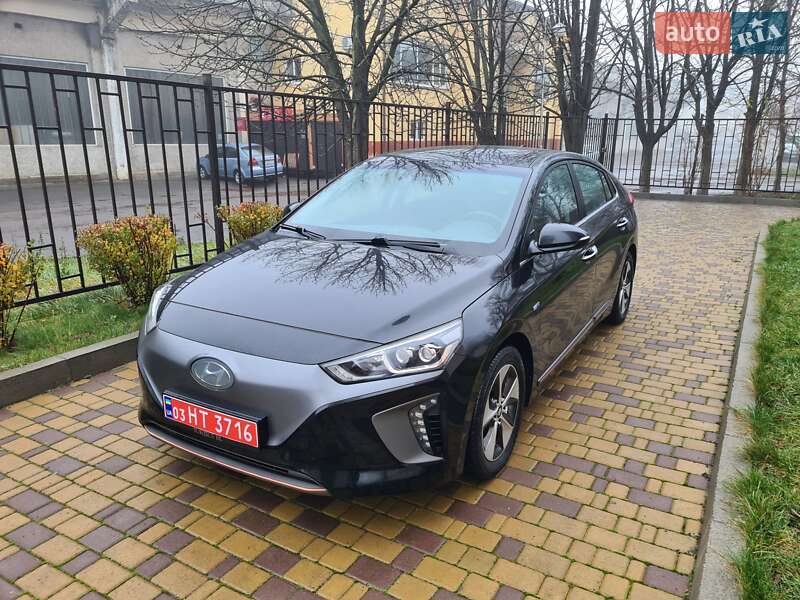 Лифтбек Hyundai Ioniq 2019 в Виннице