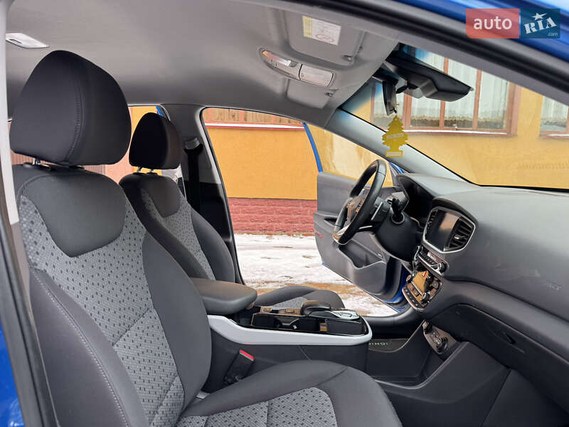 Хэтчбек Hyundai Ioniq 2017 в Ровно фото 20 Хэтчбек Hyundai Ioniq 2017 в Ровно