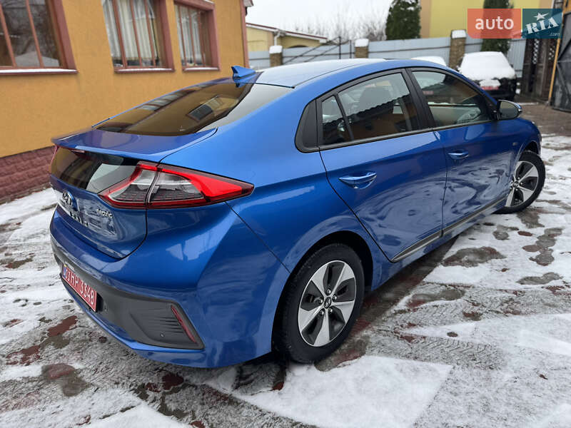 Хэтчбек Hyundai Ioniq 2017 в Ровно фото 51 Хэтчбек Hyundai Ioniq 2017 в Ровно
