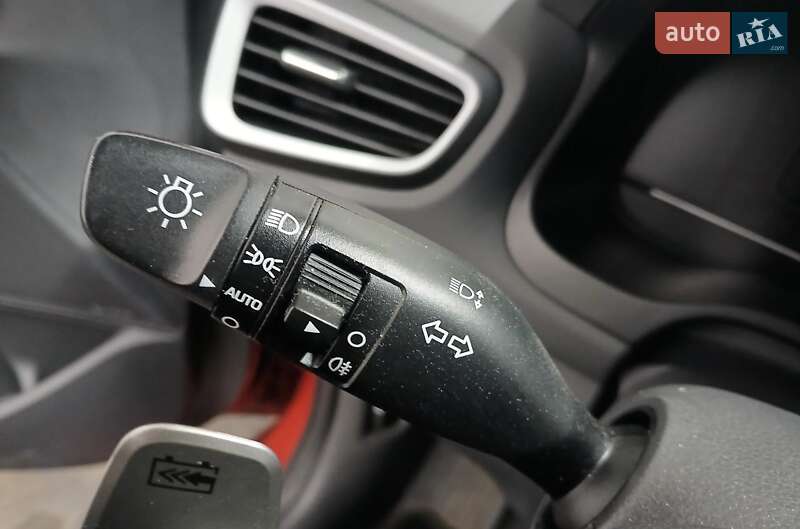 Хэтчбек Hyundai Ioniq 2018 в Ровно фото 13 Хэтчбек Hyundai Ioniq 2018 в Ровно