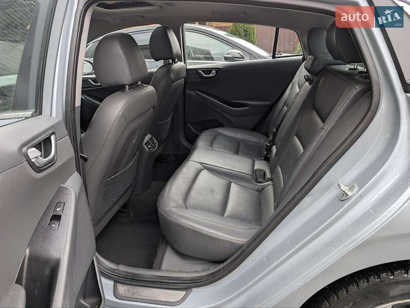 Хэтчбек Hyundai Ioniq 2018 в Виннице