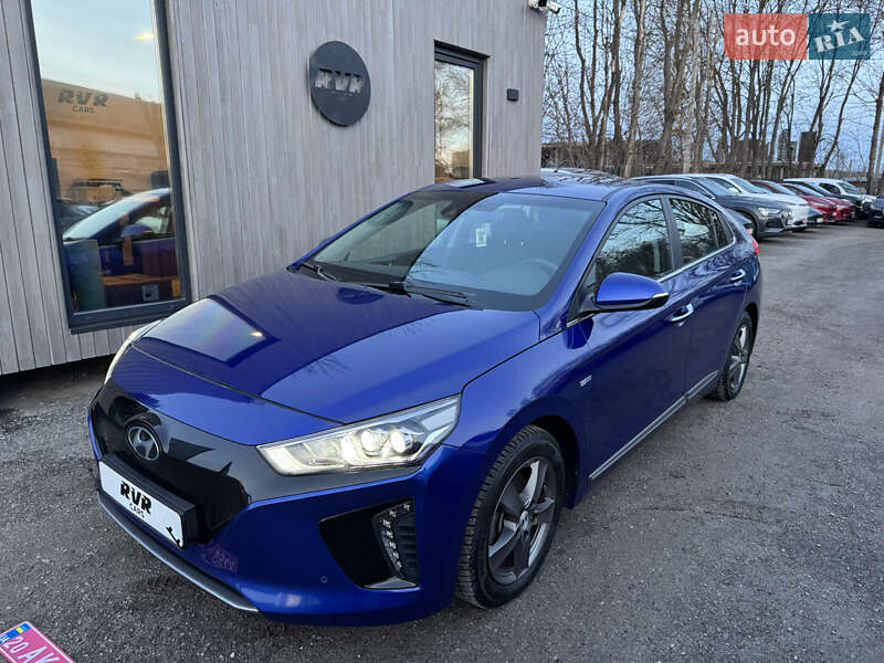 Хэтчбек Hyundai Ioniq 2018 в Тернополе