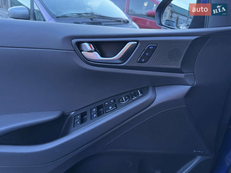 Хэтчбек Hyundai Ioniq 2018 в Тернополе