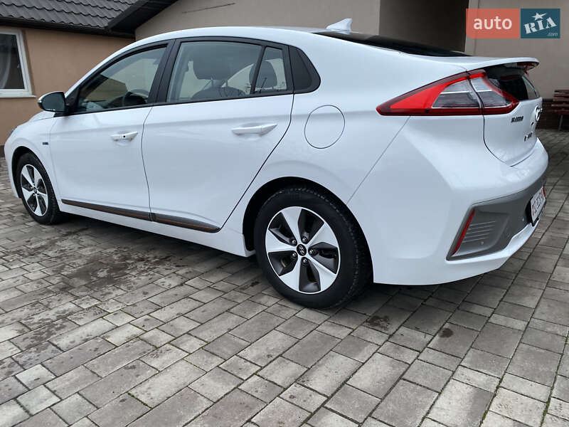 Хэтчбек Hyundai Ioniq 2019 в Виннице