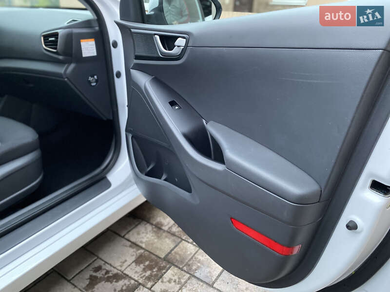 Хэтчбек Hyundai Ioniq 2019 в Виннице