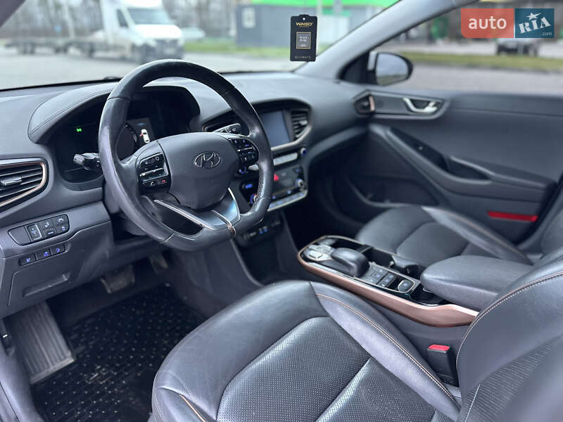 Хэтчбек Hyundai Ioniq 2018 в Бродах фото 10 Хэтчбек Hyundai Ioniq 2018 в Бродах