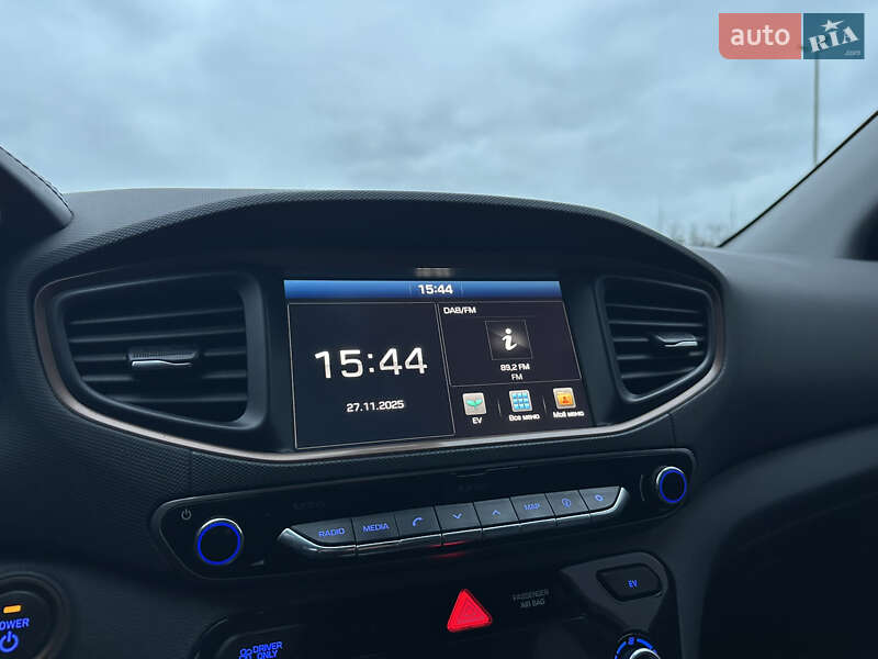 Хэтчбек Hyundai Ioniq 2018 в Бродах фото 21 Хэтчбек Hyundai Ioniq 2018 в Бродах