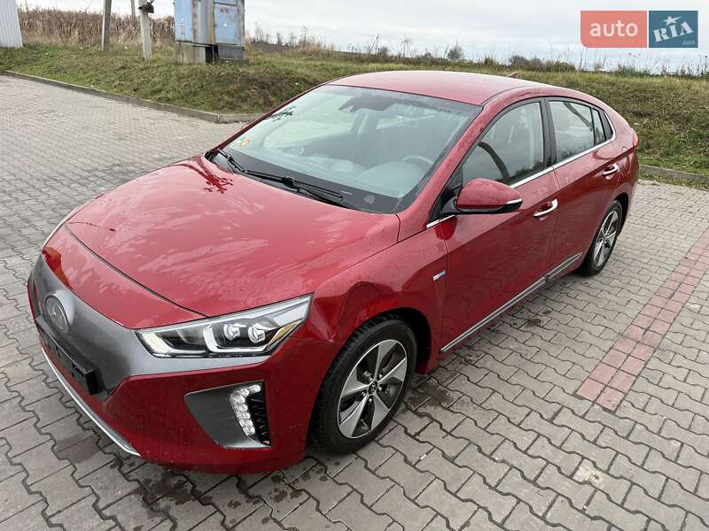 Лифтбек Hyundai Ioniq 2019 в Луцке