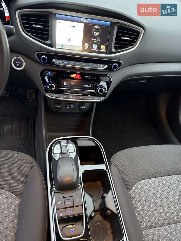 Лифтбек Hyundai Ioniq 2019 в Луцке