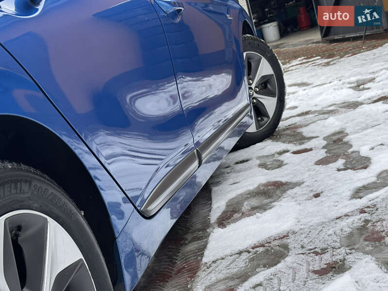 Хэтчбек Hyundai Ioniq 2017 в Ровно