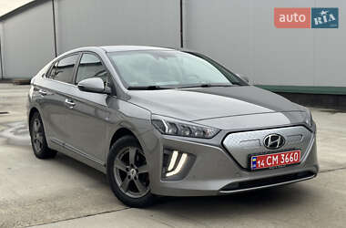 Лифтбек Hyundai Ioniq 2019 в Виннице