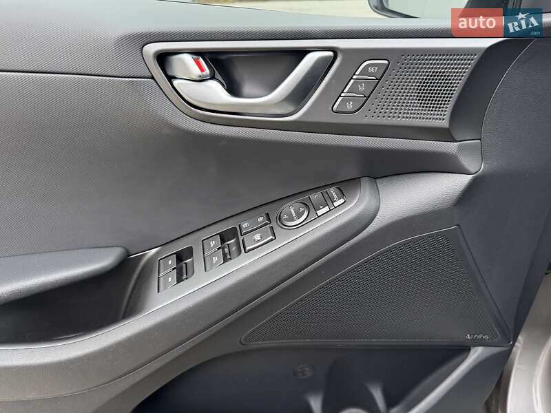 Лифтбек Hyundai Ioniq 2019 в Виннице