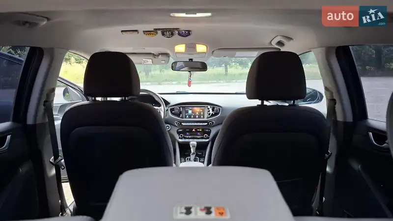 Hyundai Ioniq 2017 VIN KMHC75LC1HU050434 фото оголошення 11 з 55