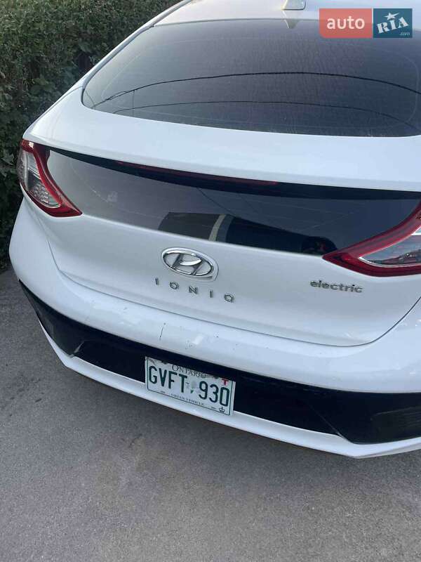 Хэтчбек Hyundai Ioniq 2017 в Ивано-Франковске