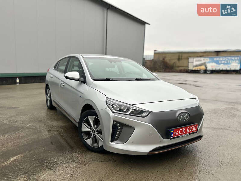 Хэтчбек Hyundai Ioniq 2017 в Виннице фото 7 Хэтчбек Hyundai Ioniq 2017 в Виннице
