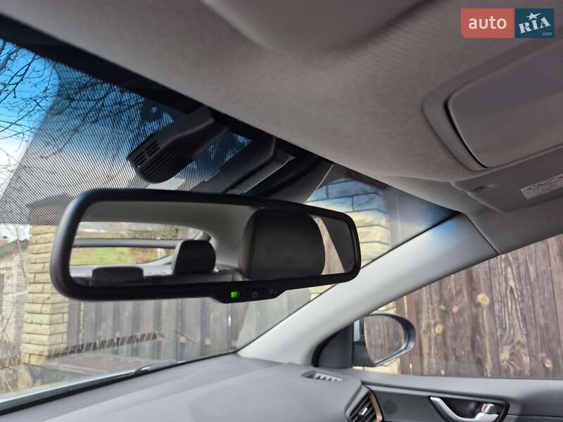 Хэтчбек Hyundai Ioniq 2017 в Виннице