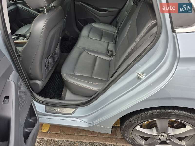 Хэтчбек Hyundai Ioniq 2017 в Виннице