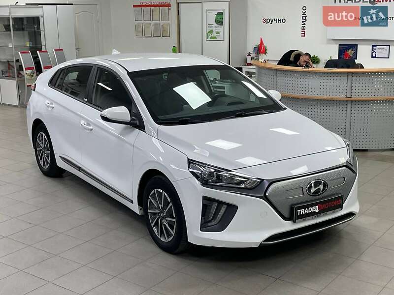Лифтбек Hyundai Ioniq 2021 в Киеве фото 7 Лифтбек Hyundai Ioniq 2021 в Киеве