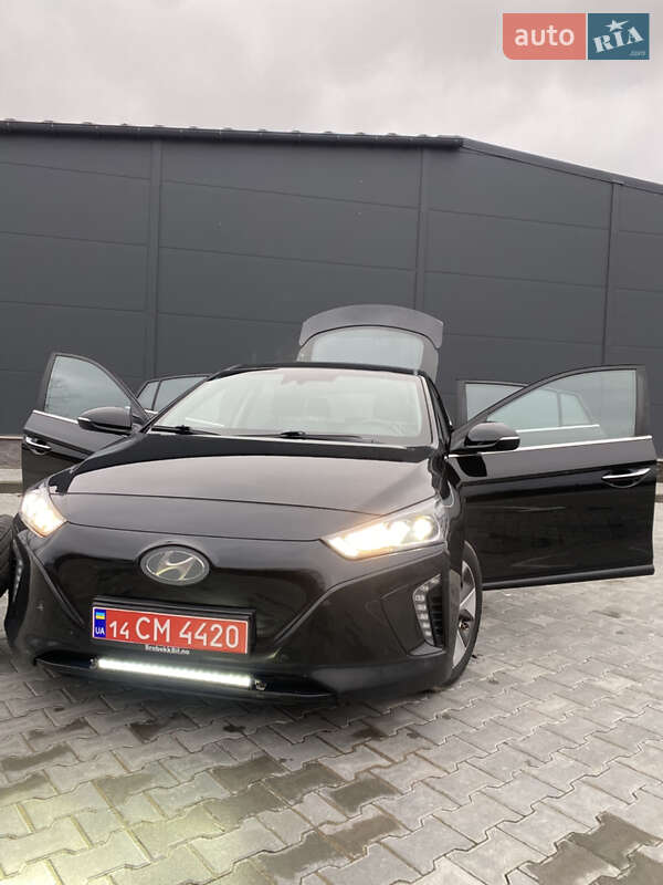 Хетчбек Hyundai Ioniq 2017 в Бережанах фото 8 Хетчбек Hyundai Ioniq 2017 в Бережанах