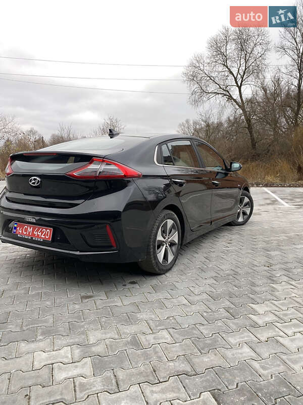 Хетчбек Hyundai Ioniq 2017 в Бережанах фото 15 Хетчбек Hyundai Ioniq 2017 в Бережанах