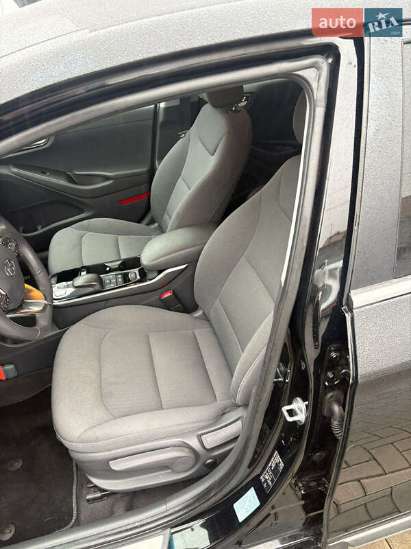 Лифтбек Hyundai Ioniq 2020 в Ровно фото 25 Лифтбек Hyundai Ioniq 2020 в Ровно