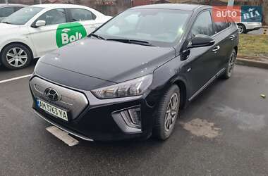 Лифтбек Hyundai Ioniq 2019 в Киеве