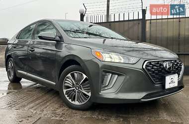 Лифтбек Hyundai Ioniq 2021 в Киеве