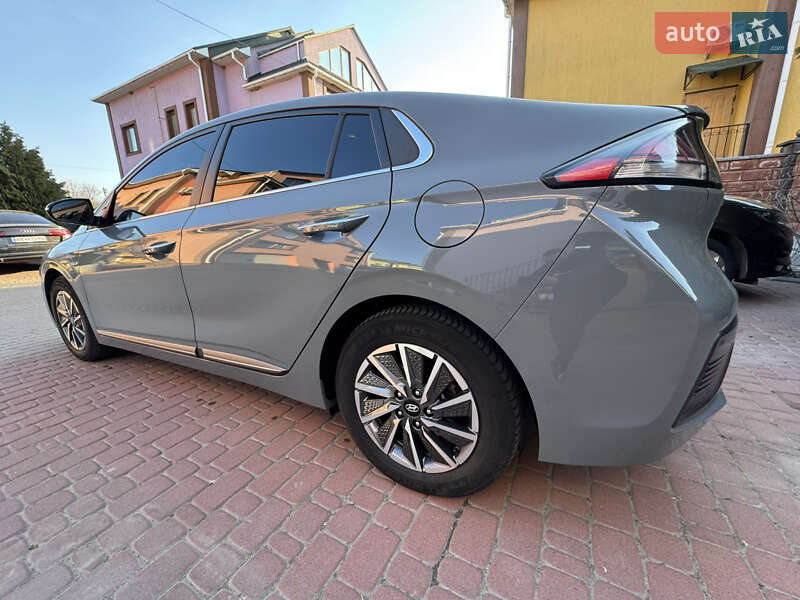 Лифтбек Hyundai Ioniq 2019 в Виннице