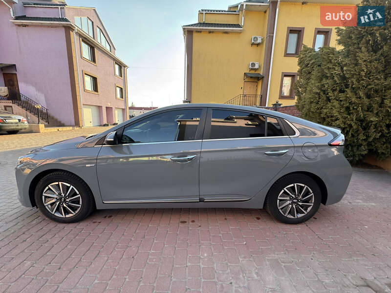 Лифтбек Hyundai Ioniq 2019 в Виннице