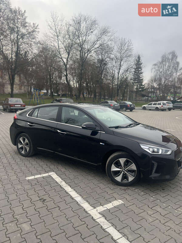 Хетчбек Hyundai Ioniq 2017 в Бережанах