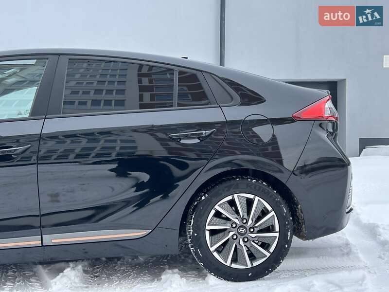 Хетчбек Hyundai Ioniq 2017 в Тернополі