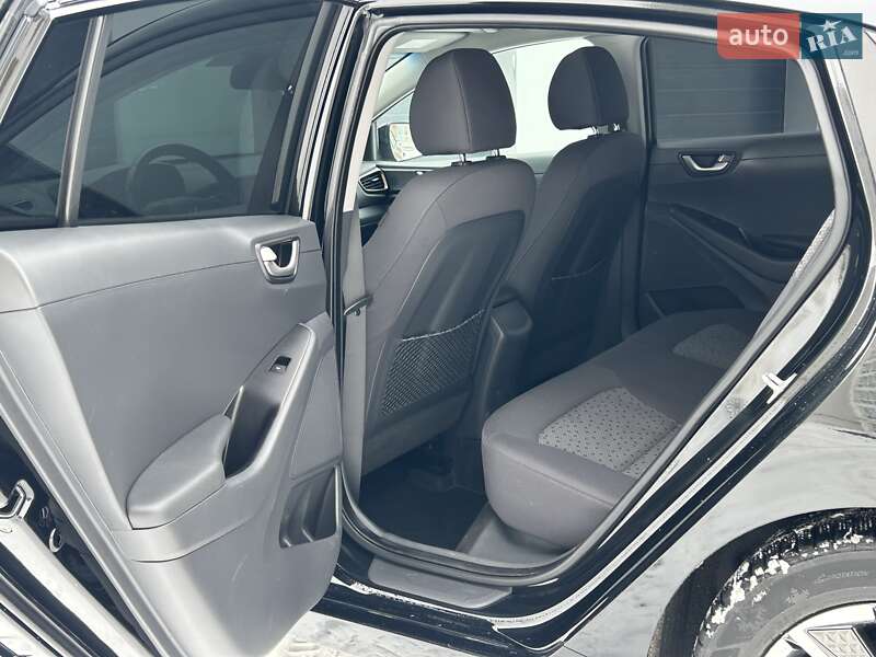 Хетчбек Hyundai Ioniq 2017 в Тернополі