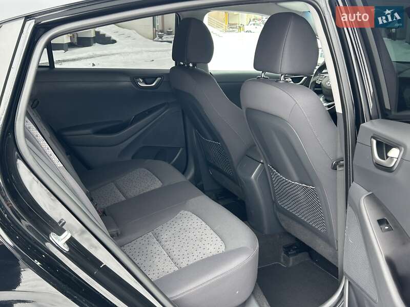 Хетчбек Hyundai Ioniq 2017 в Тернополі