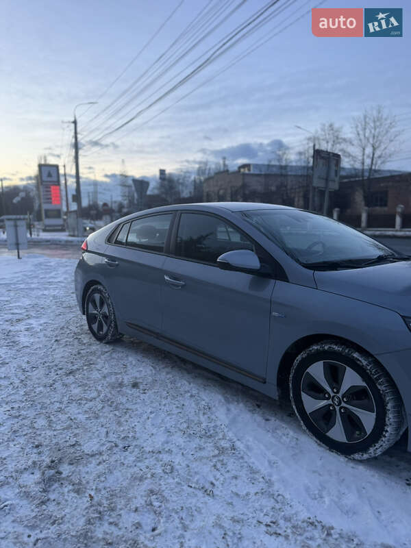 Хетчбек Hyundai Ioniq 2018 в Вінниці