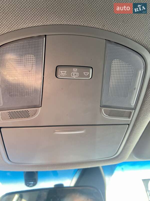 Хэтчбек Hyundai Ioniq 2018 в Ровно фото 16 Хэтчбек Hyundai Ioniq 2018 в Ровно