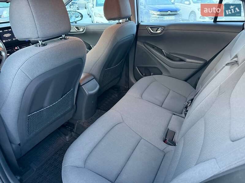 Ліфтбек Hyundai Ioniq 2021 в Києві