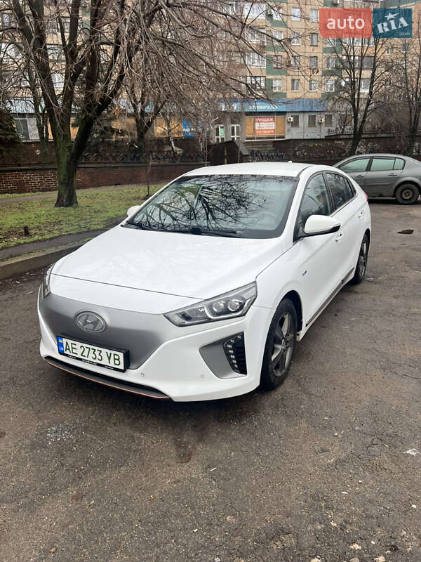 Хэтчбек Hyundai Ioniq 2016 в Кривом Роге