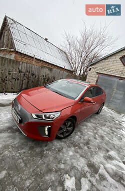 Хетчбек Hyundai Ioniq 2016 в Новомосковську