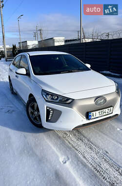 Хэтчбек Hyundai Ioniq 2016 в Киеве